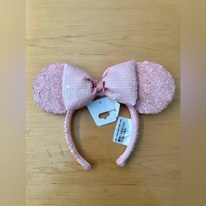 Brand New Disney Parks Pink Sequin Bow Minnie Mouse Ears